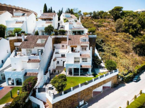 Fantastic townhouse/ 4bed/4bath/ Puerto Banus